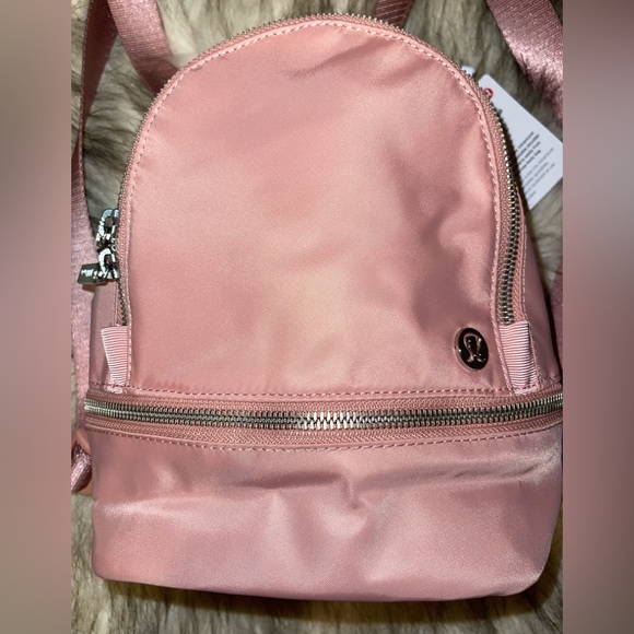 Lululemon City Adventurer Backpack *Micro ONE SIZE - Picture 2 of 7